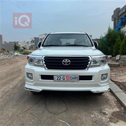 تۆیۆتا لاند کروزەر